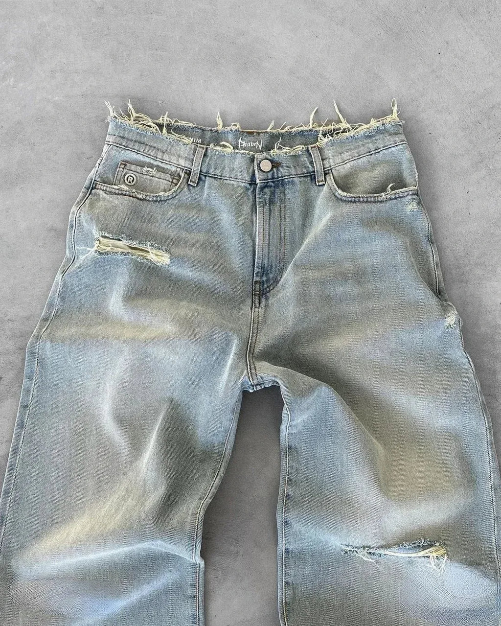 Ripped Straight Wash Jeans